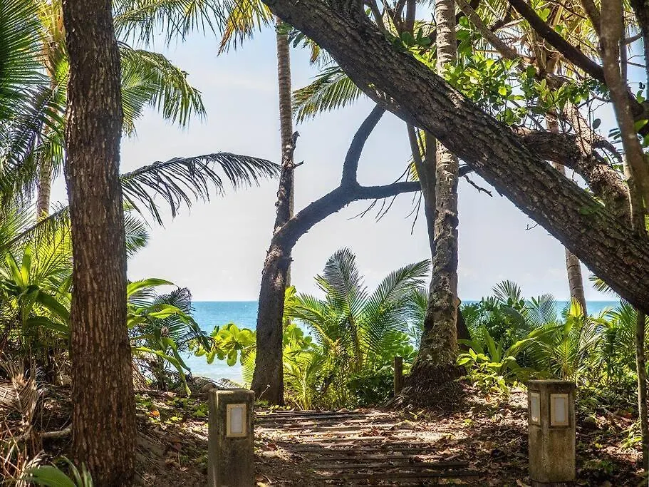 Port Douglas Mirage Villa#431- Absolute Beachfront